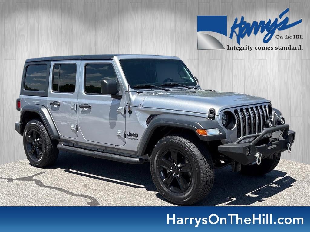2021 Jeep Wrangler Unlimited Sport Altitude 4x4 in Silver — front three-quarter view