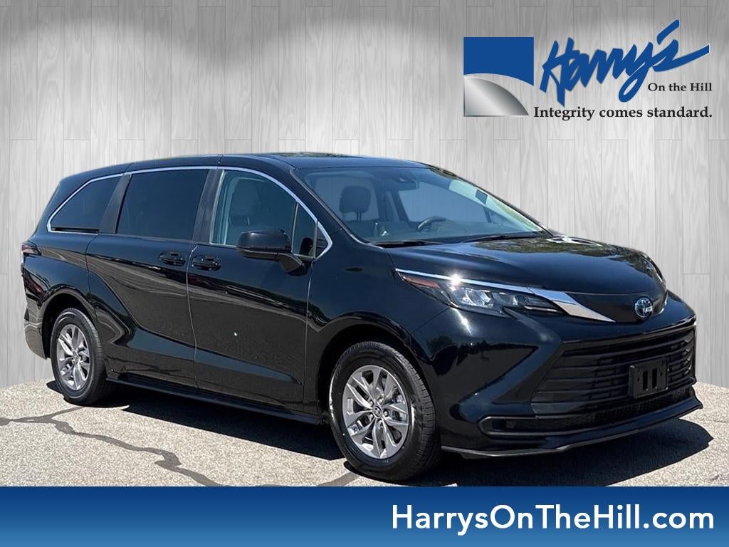 2024 Toyota Sienna LE in Black — front three-quarter view